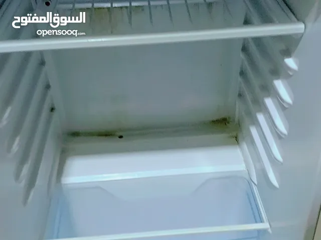 ثلاجه للبيع