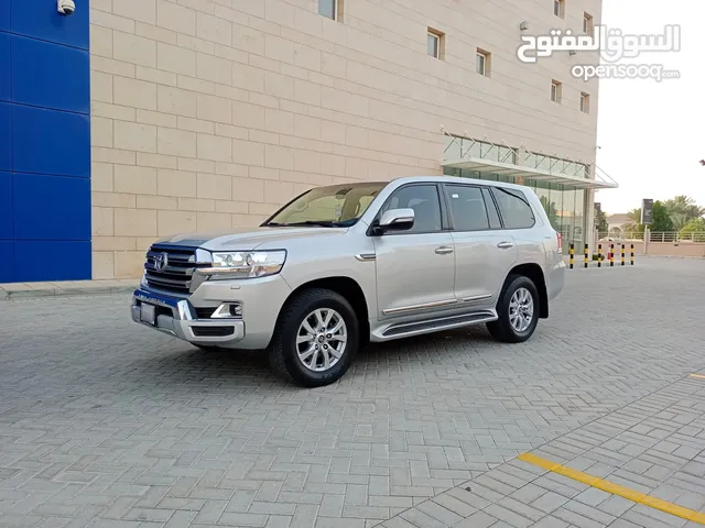 Toyota Land Cruiser 2020 in Southern Governorate