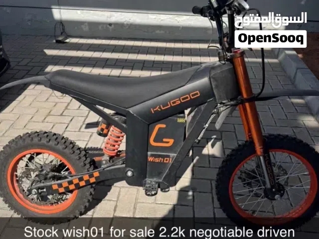 Kugoo wish 1 (good quality) Very good throttle Weight:60kg Max speed: 60