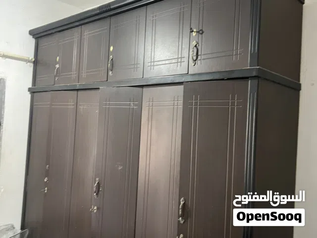 للبيع كبت تقصال ومكتب حديد