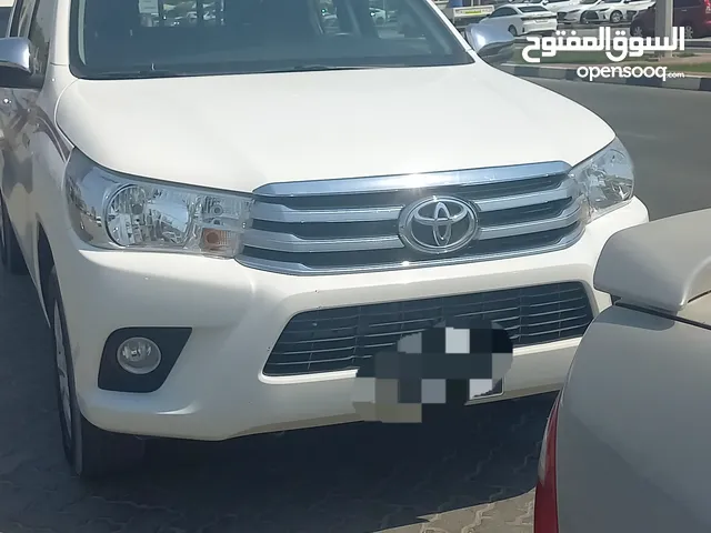 Used Toyota Hilux in Dubai