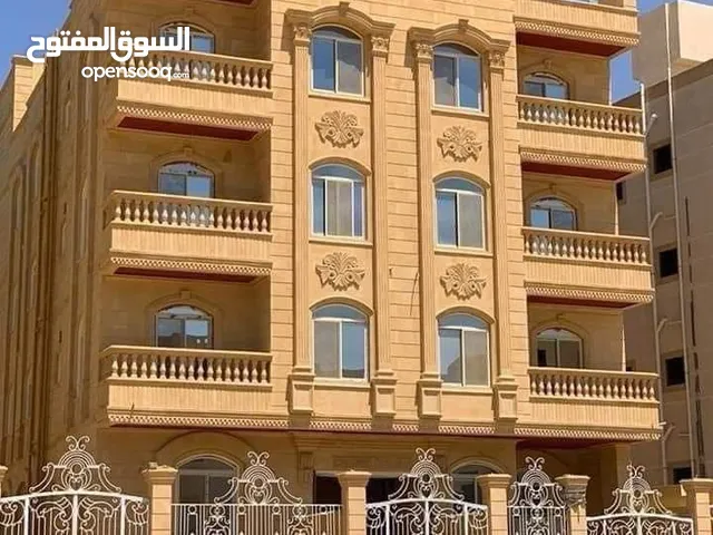 شقق للبيع في العبور الجديده بيت وطن