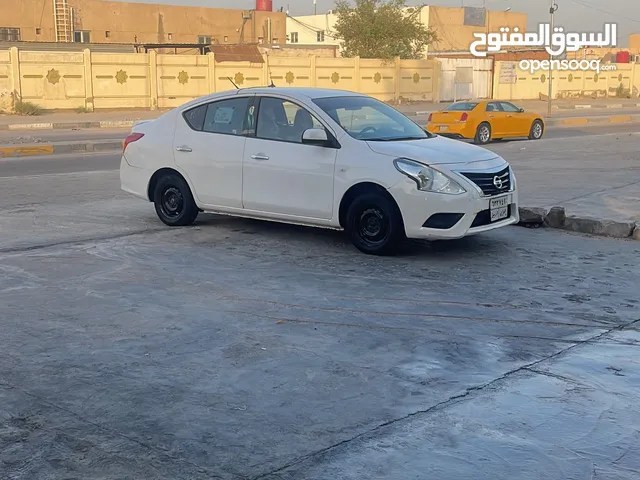 نيسان سني ام البليته الزركه موديل 20 سنويتها تنتهي بعد 2026 سياره حلوه بس اقره الوصف