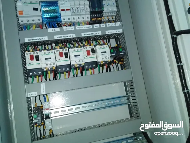 انا كهربائي في ابو ظبي