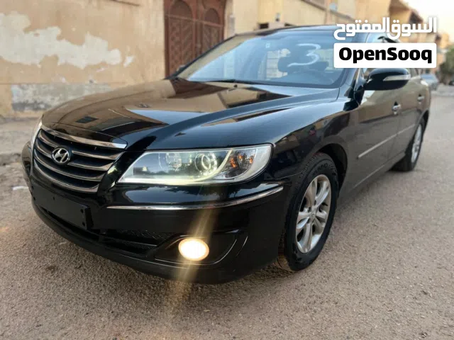 هونداي ازيرا 2010 جديدة بالنايلون الله يبارك ..