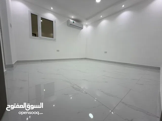 غرفتين وصاله مدخل خاص اول ساكن للايجار في مدينة الرياض جنوب الشامخه