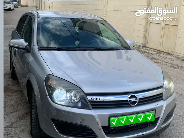 Used Opel Astra in Hebron