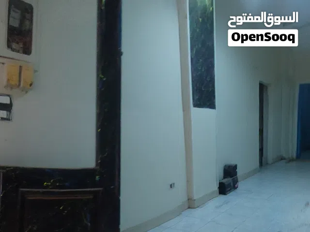 فرصة شقة بالفرش ومحل بنفس المنطقة بالمندرة قبلي شارع اللوكندة قريبة جداااااا للمترو