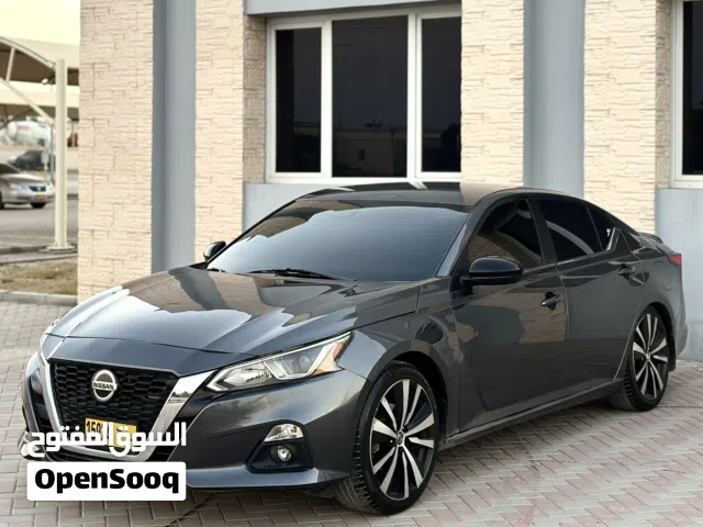 2019 نيسان التيما SR