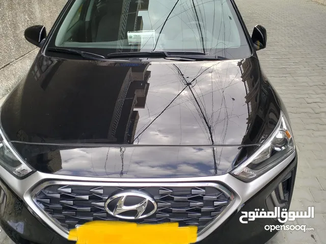 السلام عليكم سياره هونداي يونكا موديل 2022 ماشيه 25 الف المواصفات فول من عده الفتحه