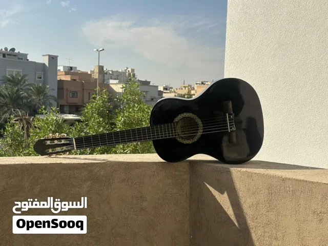 قيتار للبيع