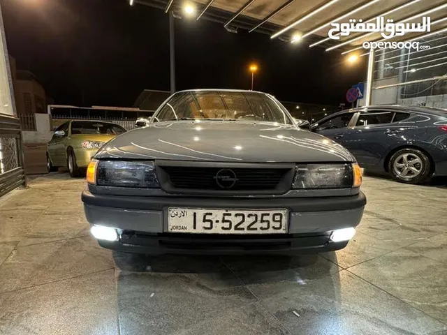 Opel Vectra 1994 in Zarqa