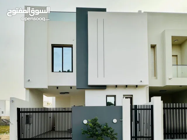 320 m2 4 Bedrooms Villa for Sale in Tripoli Al-Serraj