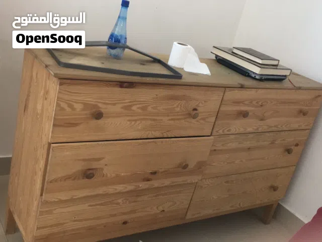 خزائن احذيه من ايكيا بحاله تشبه الجديد
