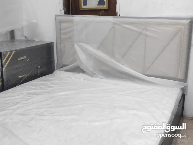 Bedroom Set (غرفه نوم جديده شويه استخدام 2 شهر بس)