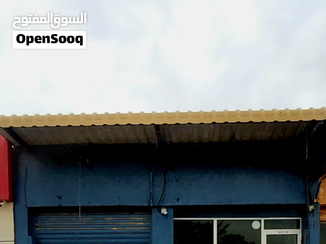 محلات تجارية للايجار مطلوب على 1500درهم شهري للباب الواحد في منطقة جلفار قريب مدرسة ال ياسر.