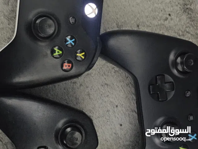 للبيع أيدين بلستيشن 4  واكس بوكس