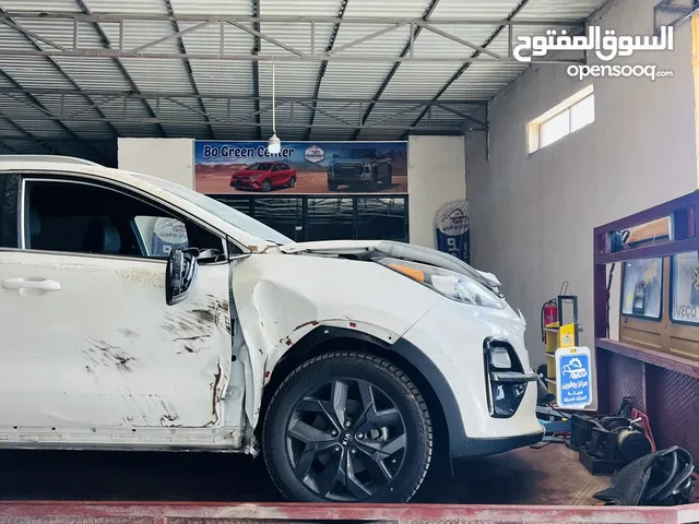 مطلوب مساعد زواق