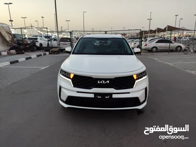 lKIA SORENTO 2022