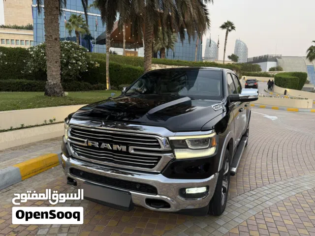 للبيع دودج رام مشي قليل صبغ وكالة لارامي خليجي 5.7 تشييكات وكالة