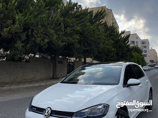 Used Volkswagen Golf in Amman