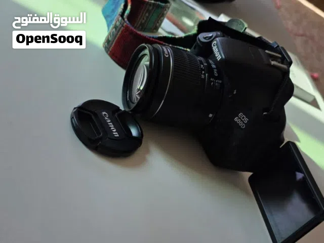 كاميره كانون 600d بلكرتونه بعدها