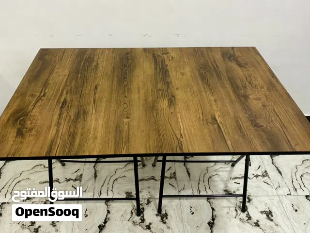 طاولة قابلة للطي