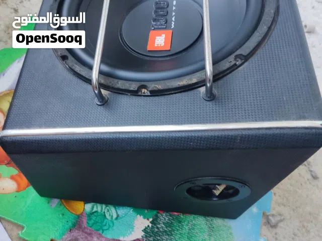 سبيكر jbL نضيفة للبيع 200 دينار كزيوني