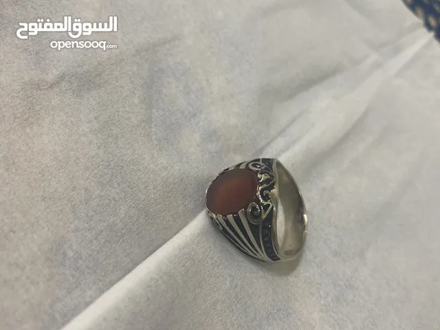 خاتم فضه اصلي عقيق  يمني 925 لون الحجر بني غامق مع لمعه مع الرسم العثماني القديم