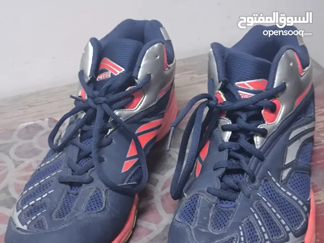 45 Sport Shoes in Central Governorate