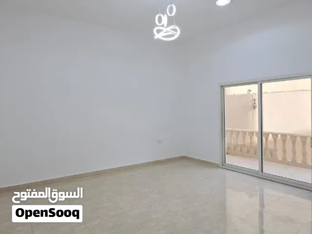 استوديو للإيجار في منطقة نعمه قرب مكاني مول