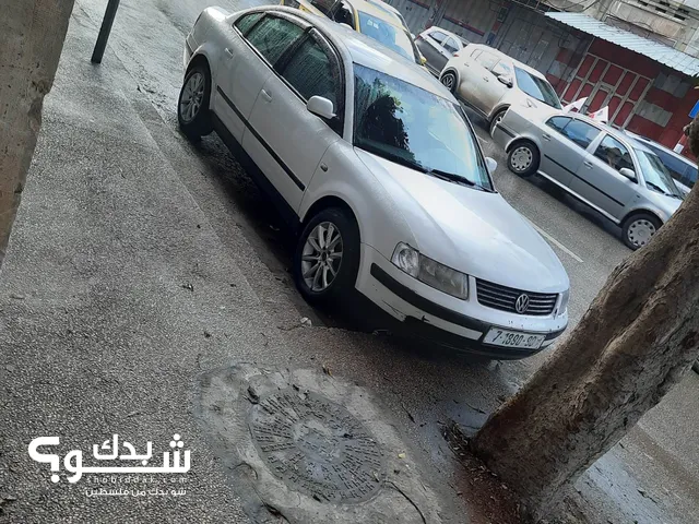 Volkswagen Passat 2000 in Nablus