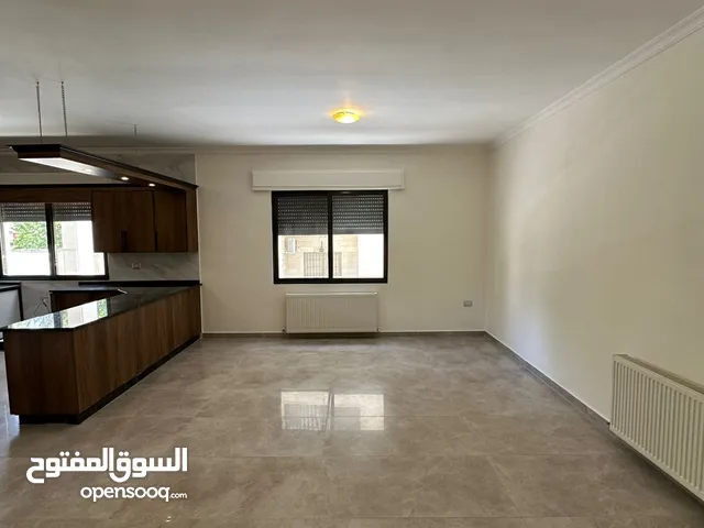 شقه فارغه فاخره جدا تستحق المشاهده للايجار 175 متر + طابق اول 3 غرف نوم