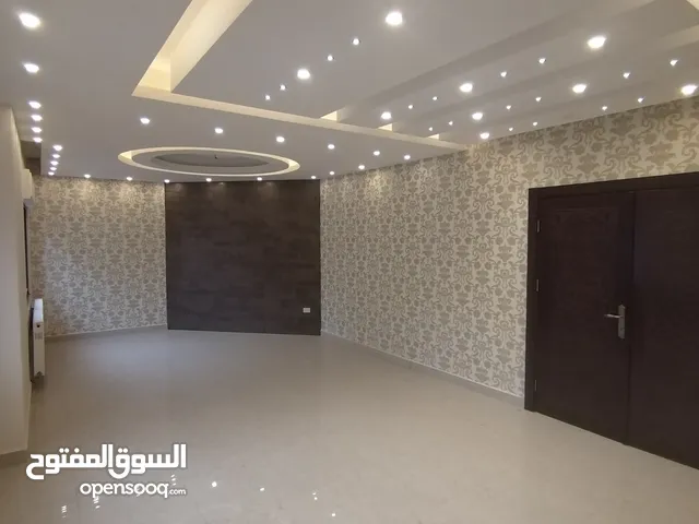 شقة 200م للبيع خلدا قرب اكاديمية عمان
