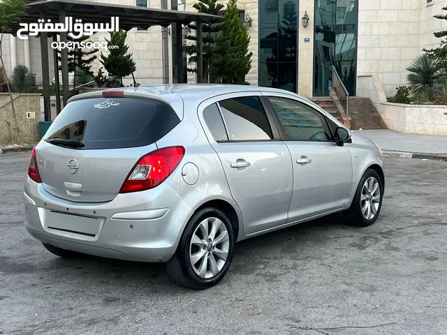 اوبل كورسا اتوماتيك