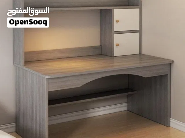 ميز  مكتبي