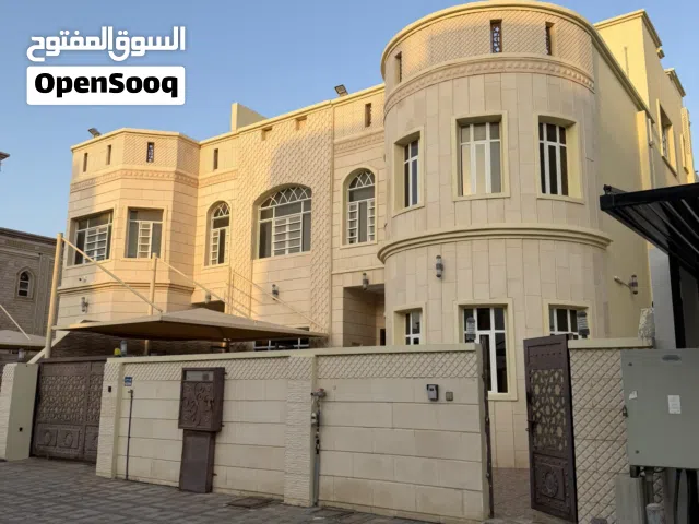 340 m2 More than 6 bedrooms Villa for Sale in Muscat Al Khoud
