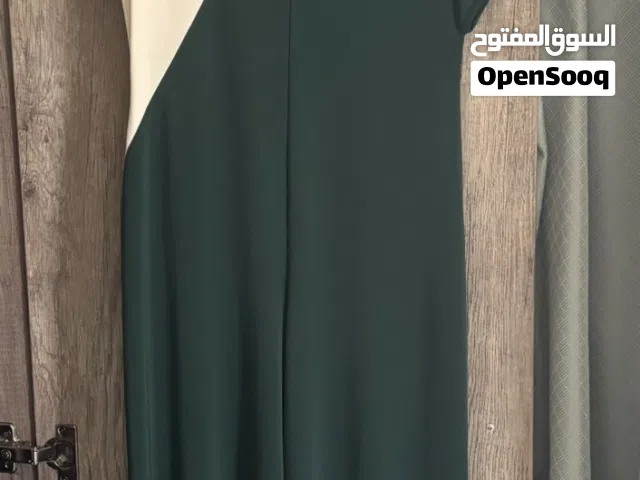 جمبسوت بيچ في اخضر اللون