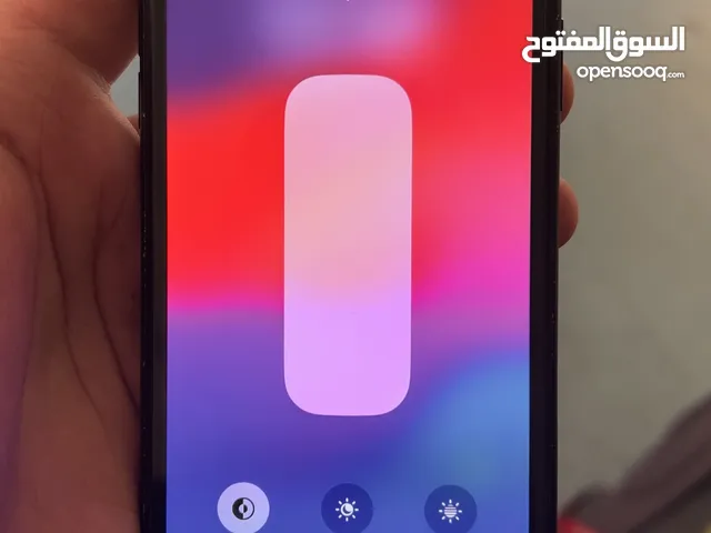 Apple iPhone XR 64 GB in Abu Dhabi