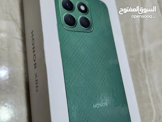 Honor X8b 512/8 بحالة ممتازة مع الكرتونة  وكامل أغراضه وعدة كفرات ولزقة حماية أصلية ضد الكسر