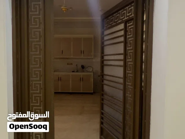 75 m2 2 Bedrooms Apartments for Rent in Basra Amitahiyah