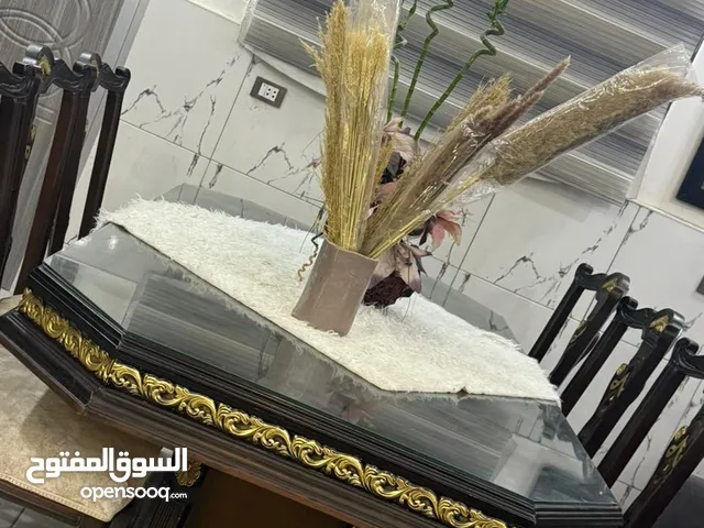 طاوله سفرة مع 6 كراسي خشب زان ولاتيه ثقيله بحاله وكاله للبيع 140