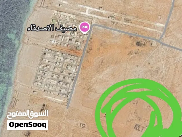 قطعه ارض  الحليس قريبه جدا من  البحر خلف مصيف الأصدقاء