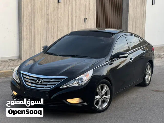 سوناتا تحية 2012 سيارة الله ابارك محرك كمبيو بالضمانة كربون بالكشف ماشية ف العداد 95 مكانها طرابل