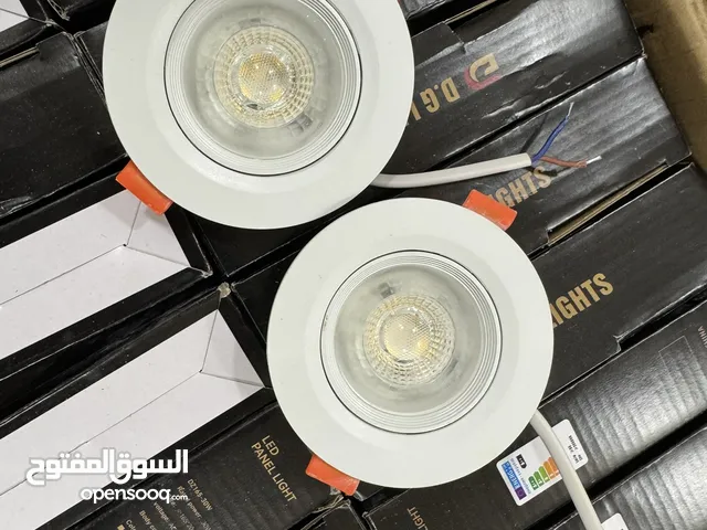 اضاءة سبوت لايت عدد 15 حجم 3 انچ بحالة ممتازة