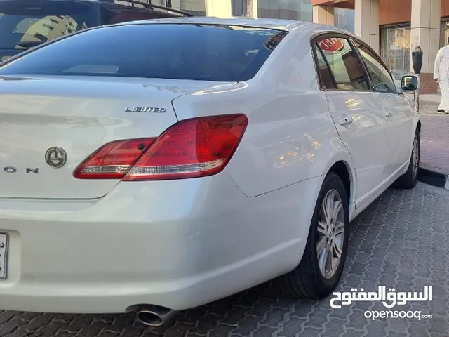 Used Toyota Avalon in Hawally