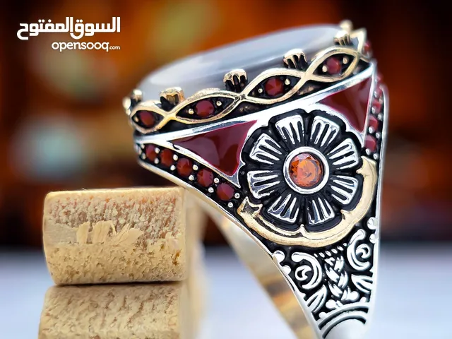 خواتم فضه عيار 925 متوج بالعقيق