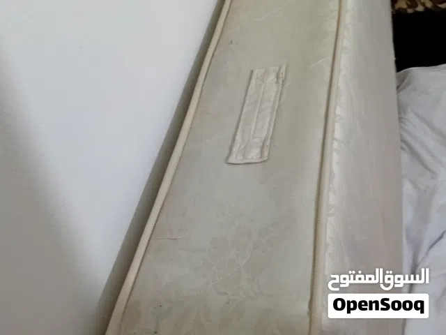 مرتبة يانسن مستعملة