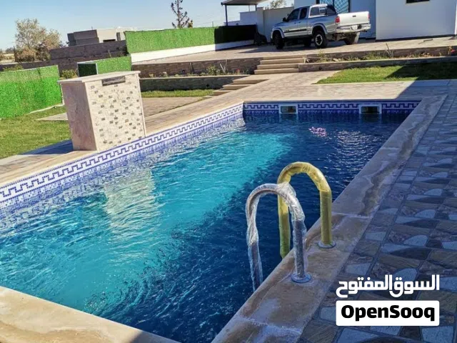 2 Bedrooms Chalet for Rent in Tripoli Ain Zara