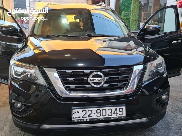 Used Nissan Pathfinder in Amman